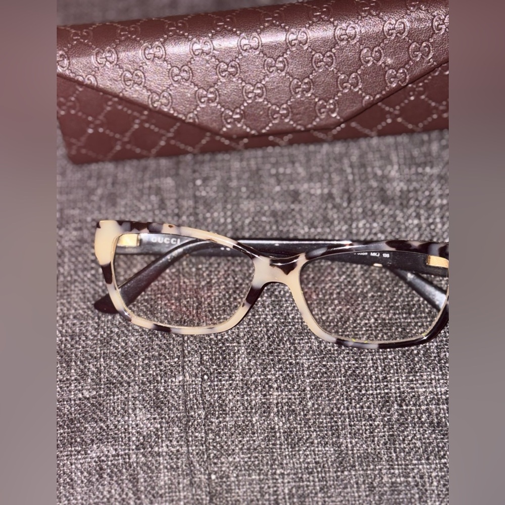 GUCCI glasses